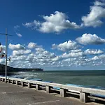 Le Maritime, Front De