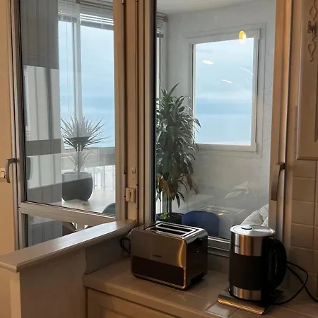Le Maritime, Front De Et Parking Sous-terrain *