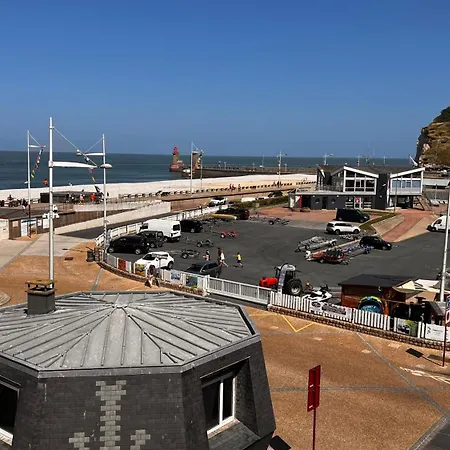 Le Maritime, Front De Et Parking Sous-terrain